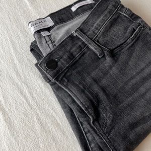 FRAME Black Denim Skinny Jean